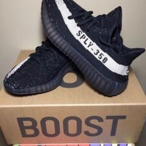 350 Yeezy Boost V2